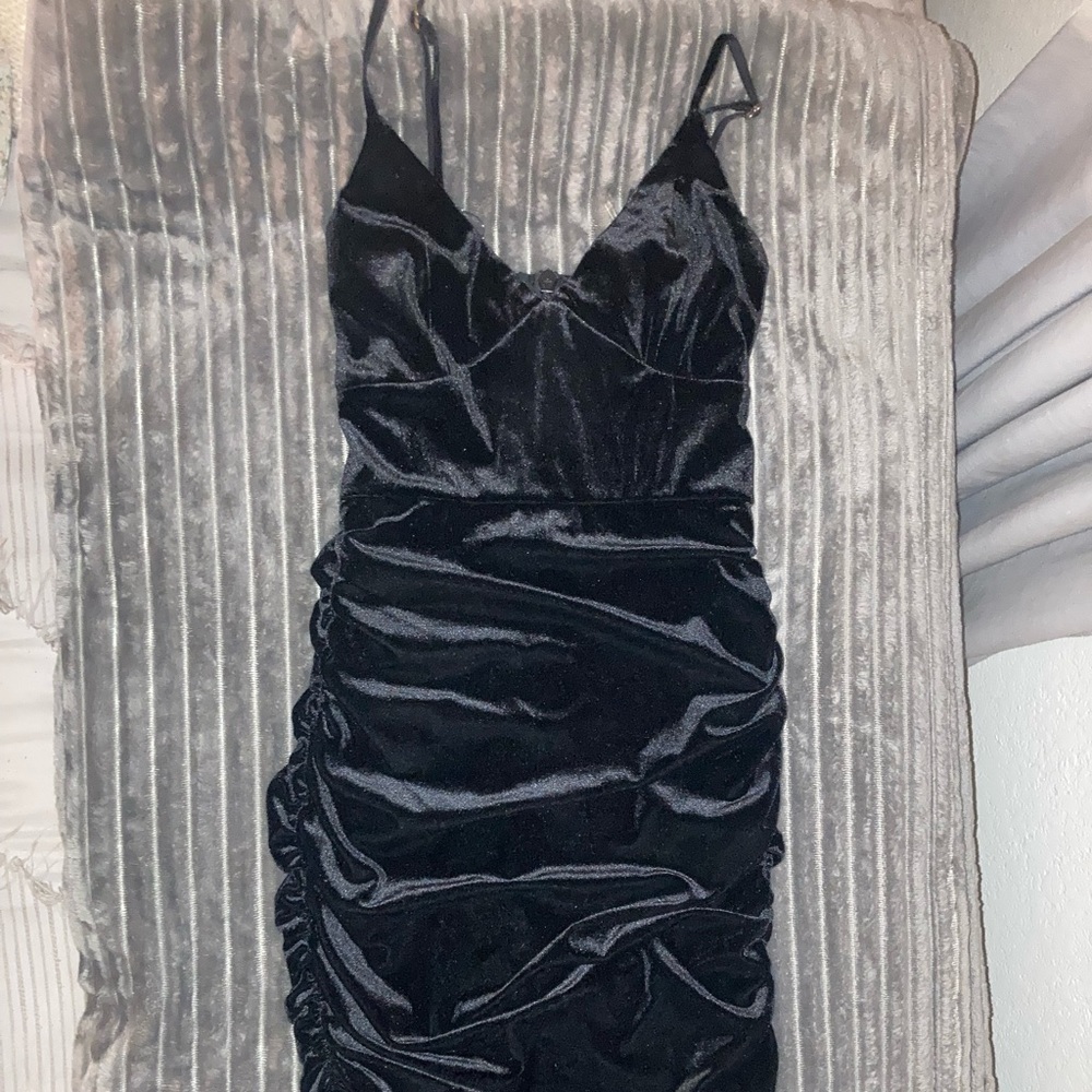 NWT Forever 21 Ruched Bodycon dress